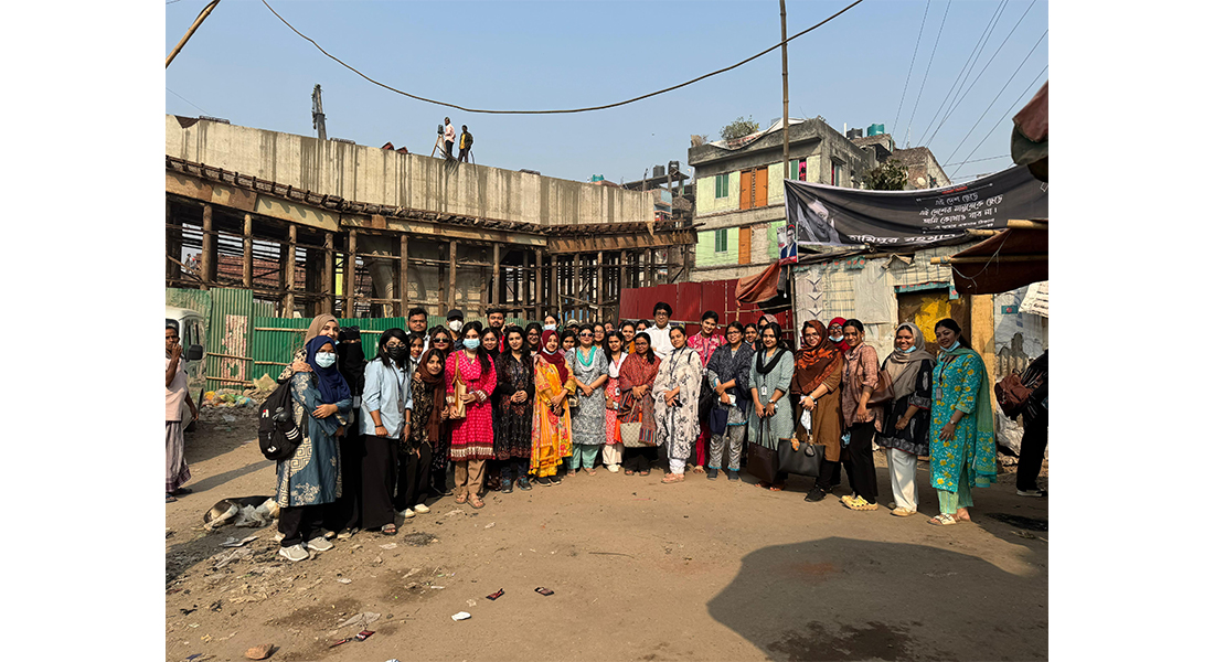 Linking Classroom Learning with Community Realitie...